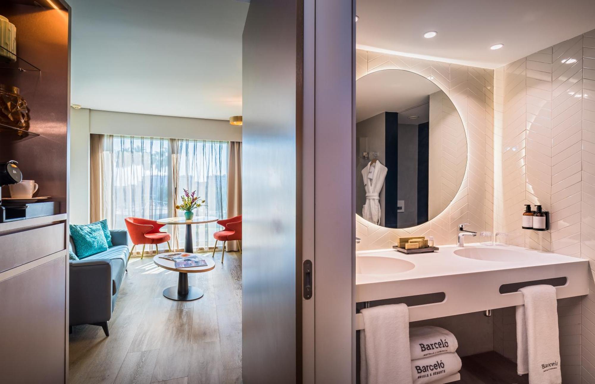 Barcelo Renacimiento 5*